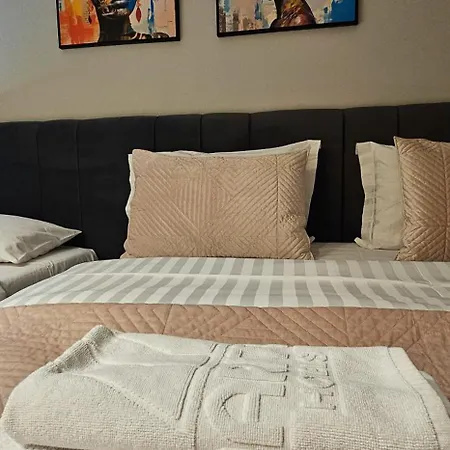 Center Easy_luxury 公寓